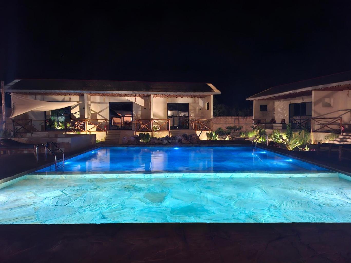 Blooming Zanzibar Hotel จัมเบียนี ภายนอก รูปภาพ