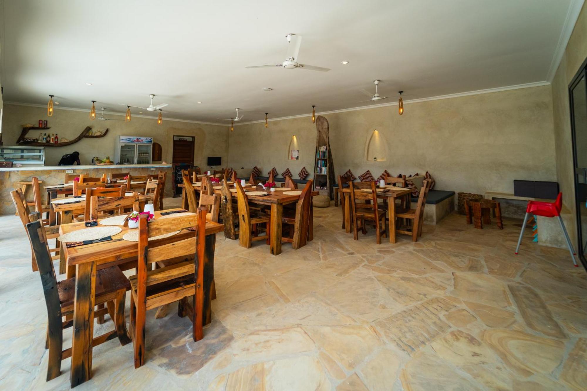 Blooming Zanzibar Hotel จัมเบียนี ภายนอก รูปภาพ