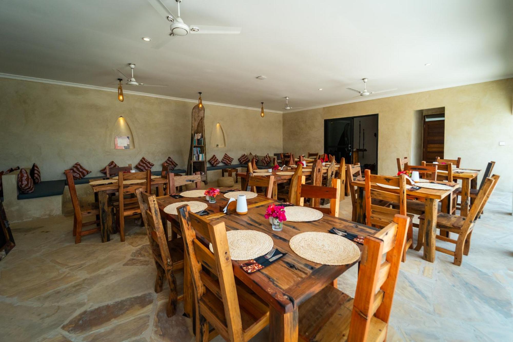 Blooming Zanzibar Hotel จัมเบียนี ภายนอก รูปภาพ