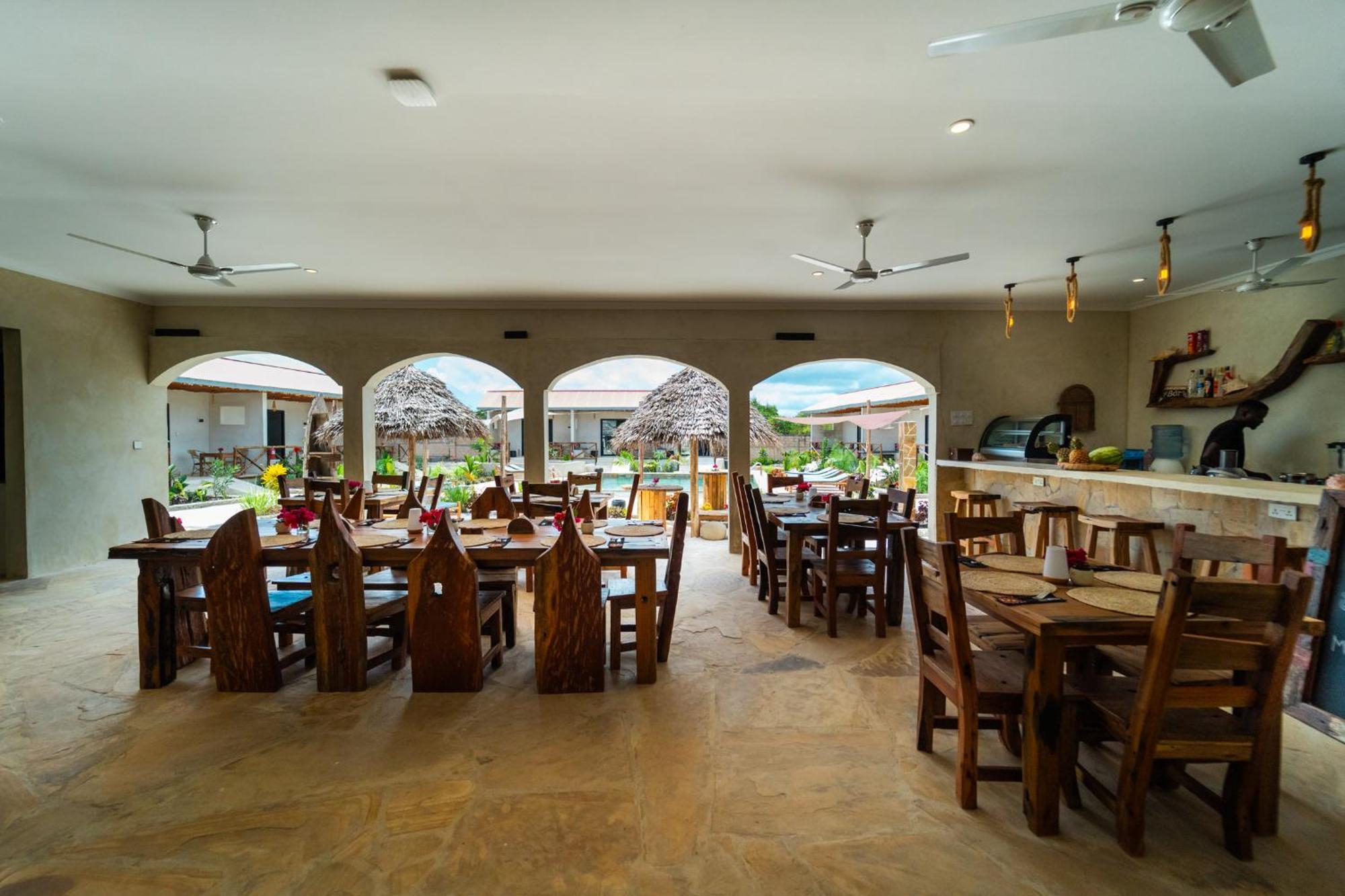 Blooming Zanzibar Hotel จัมเบียนี ภายนอก รูปภาพ