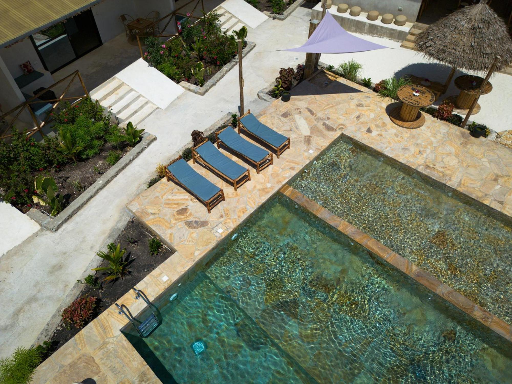 Blooming Zanzibar Hotel จัมเบียนี ภายนอก รูปภาพ